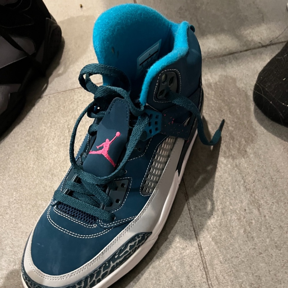 Size 10 Jordan’s